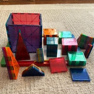 Magnetic Building Tiles Set 82 piece